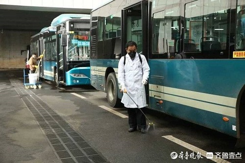 交通運(yùn)輸部印發(fā)通知優(yōu)化調(diào)整交通運(yùn)輸領(lǐng)域有關(guān)疫情防控措施