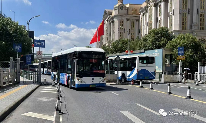 改進(jìn)公交班次車(chē)距，提升城市公交服務(wù)品質(zhì)的探索